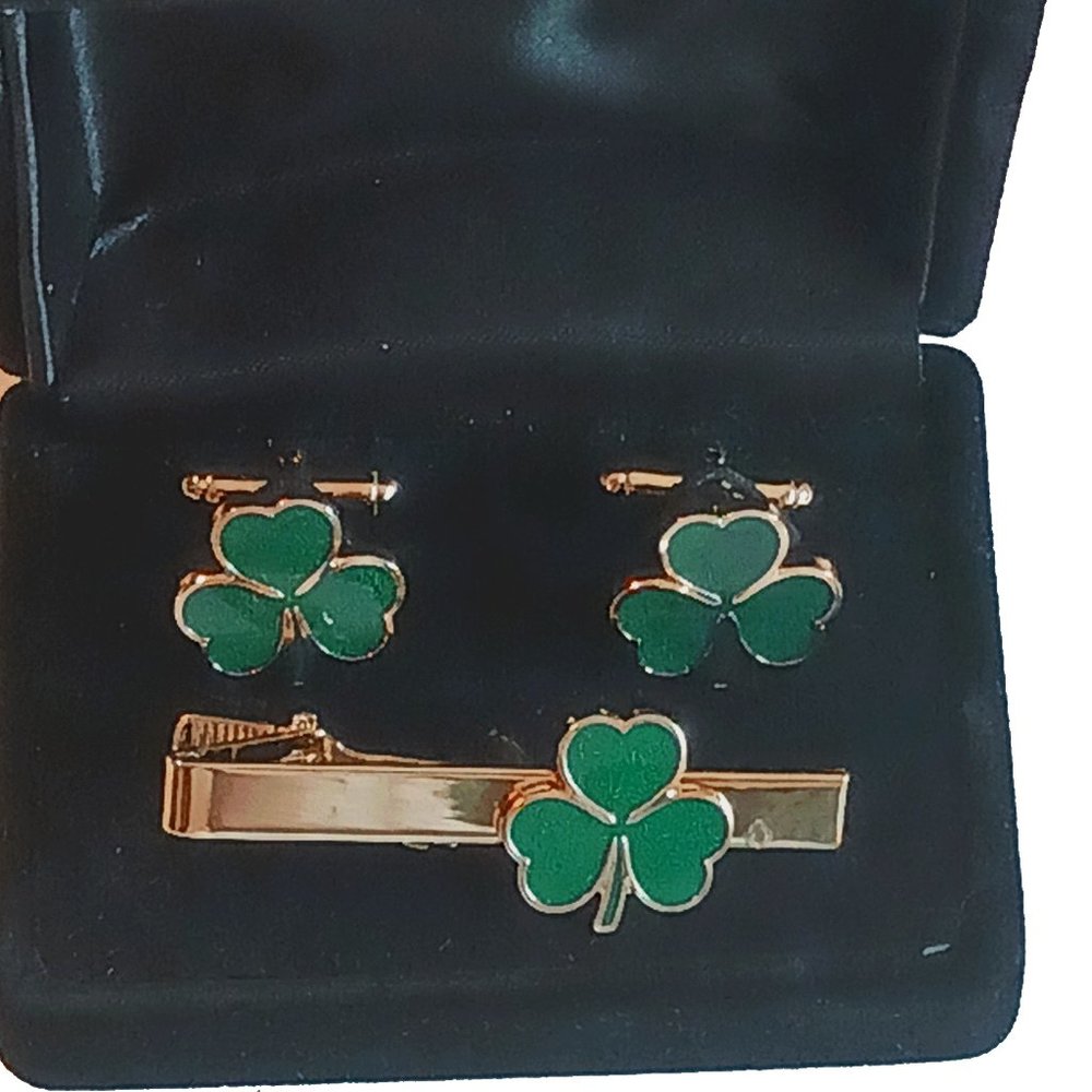 Shamrock Tie Clip and Cufflink Set
